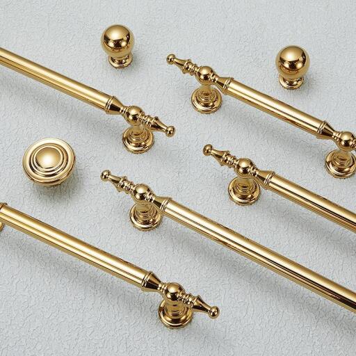 Xi Mạ PVD Sài Gòn – Gia Công Inox Mạ Màu Cao Cấp Cho Showroom